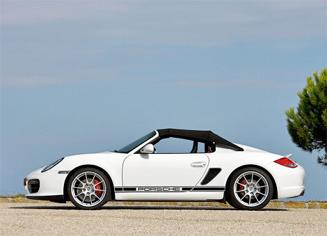 Porsche представит свой самый быстрый и легкий родстер
