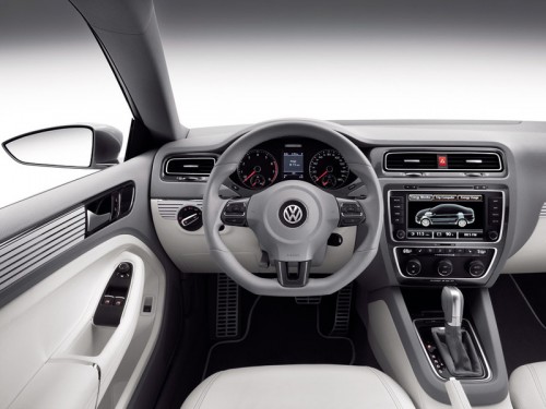 bg800_377183-500x375 Раскрыты первые подробности автомобиля Volkswagen Jetta Coupe