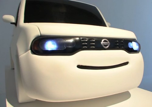 nissan-smiling-vehicle-2 В Японии представили улыбчивый автомобиль
