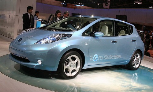 5b4c6757ec4db4ed286cd6cfa4d325d0 Японская компания Nissan начала производить электрокар Leaf