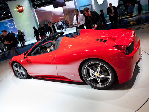 bg800_427510 Объявлена цена новой Ferrari 458 Spider