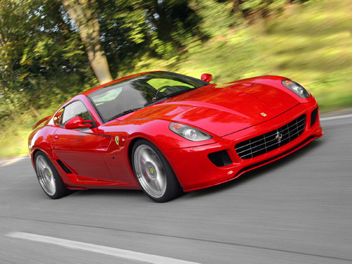  К очередному юбилею компания Ferrari подготовила особую серию 599 Fiorano, а защитить ее внешний вид поможет карбоновая пленка 