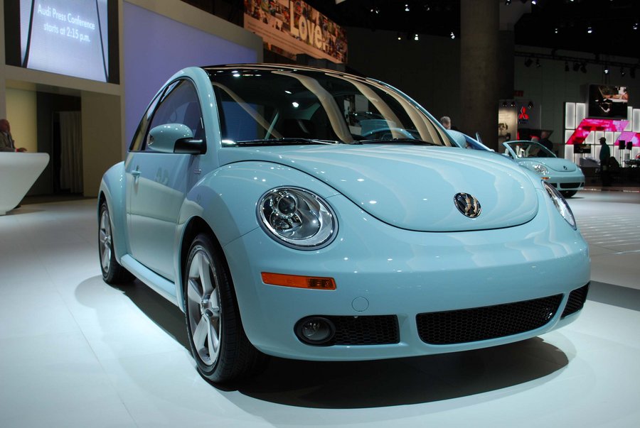Volkswagen представил последнюю версию New Beetle