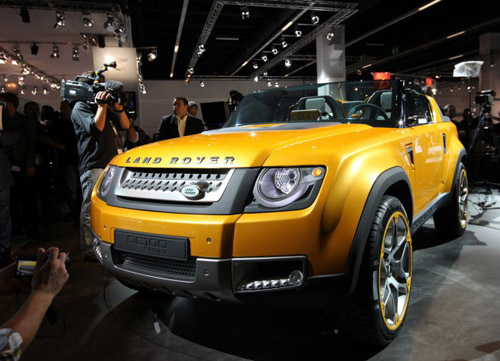 Land Rover покажет обновленный прототип следующего «Дефендера»
