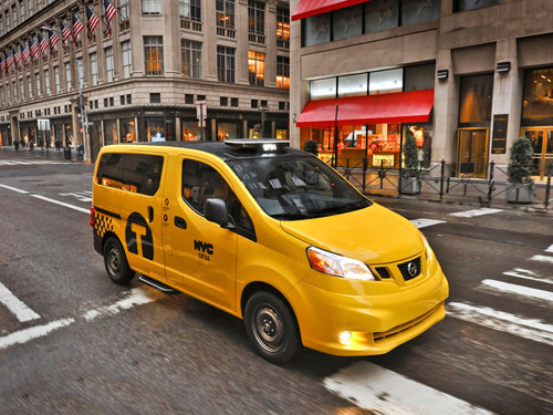 На автосалоне в Нью-Йорке Nissan покажет новое такси