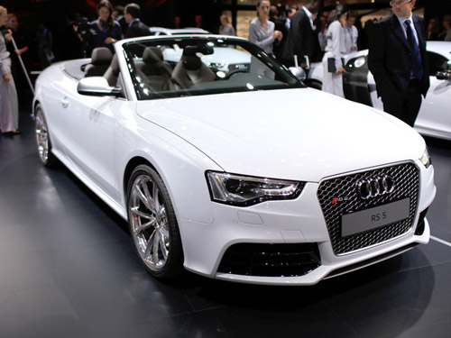 Audi представила спорткар RS 5 в открытом кузове